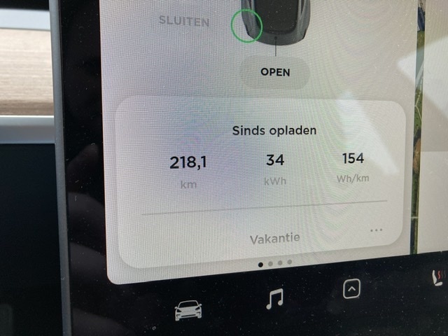 Afbeeldingslocatie: https://tweakers.net/i/LCVFemluVEdcc54CFWeVqLDS76E=/full-fit-in/4920x3264/filters:max_bytes(3145728):no_upscale():strip_icc():fill(white):strip_exif()/f/image/nDR4jAyHpA2SPTKcV8rARrwm.jpg?f=user_large