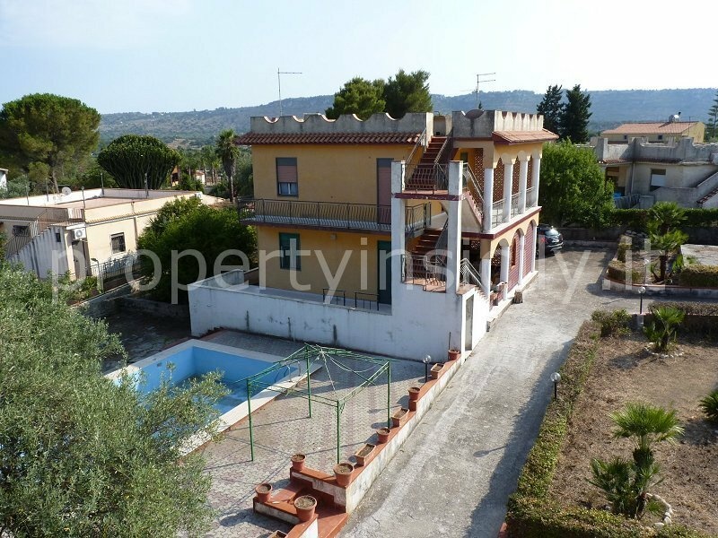 Afbeeldingslocatie: https://tweakers.net/i/LE5il20_0JbZrwt2HZrEivfoDag=/full-fit-in/4920x3264/filters:max_bytes(3145728):no_upscale():strip_icc():fill(white):strip_exif()/f/image/DYHrh5n3TAVRxksBlK3q2kmt.jpg?f=user_large