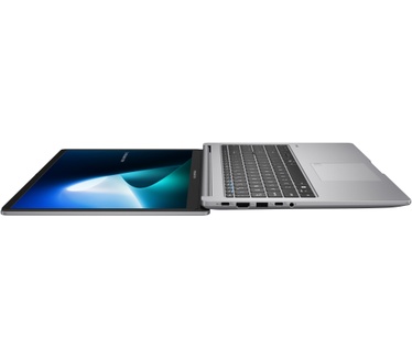ASUS P1503CVA-S72895X