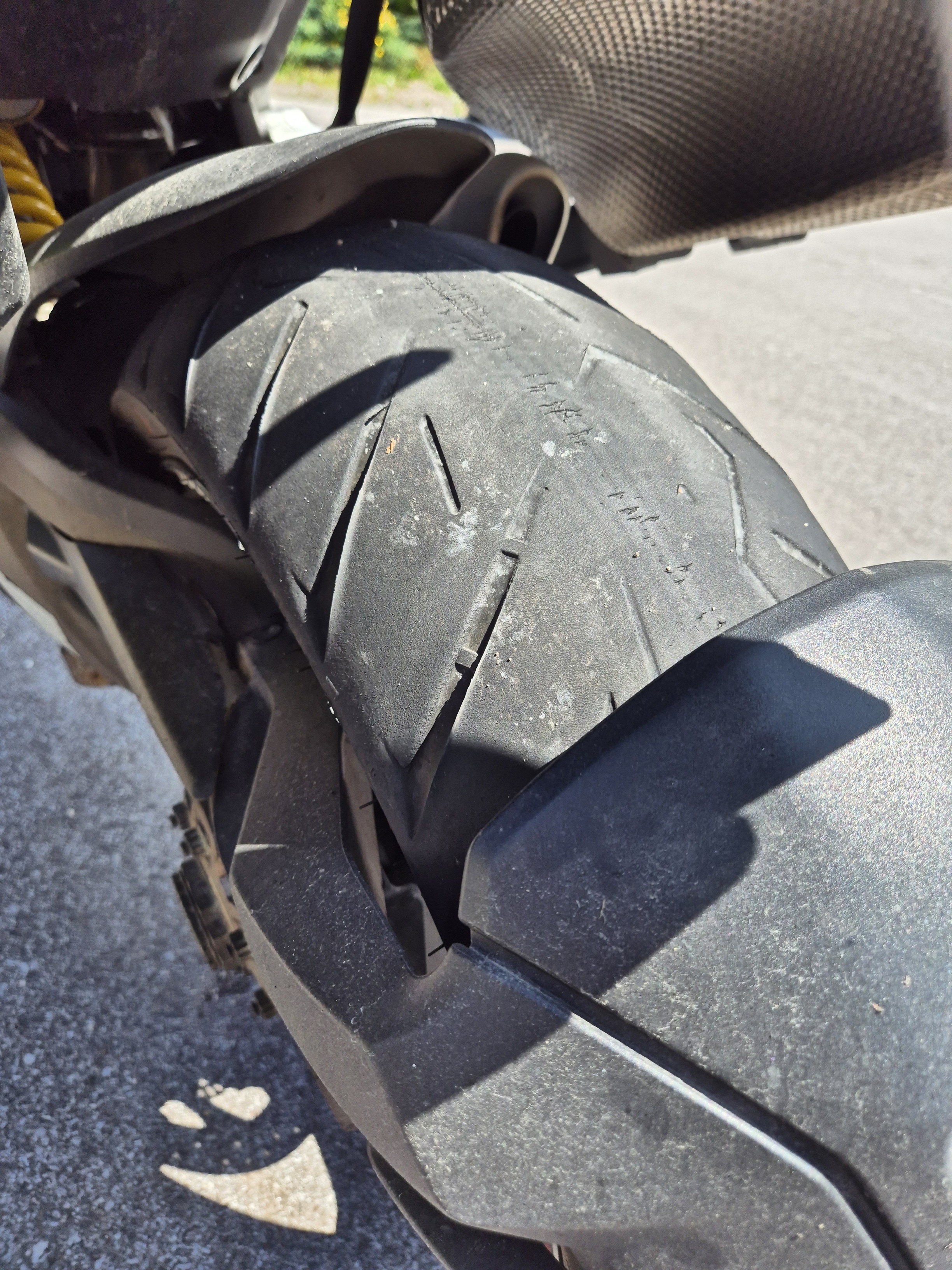 Afbeeldingslocatie: https://tweakers.net/i/LLThkQz7n3v8-ry5ozRVXfj9b40=/fit-in/4920x3264/filters:max_bytes(3145728):no_upscale():strip_icc():strip_exif()/f/image/aywi3CvUdnUQ4krffw5VFKZF.jpg?f=user_large