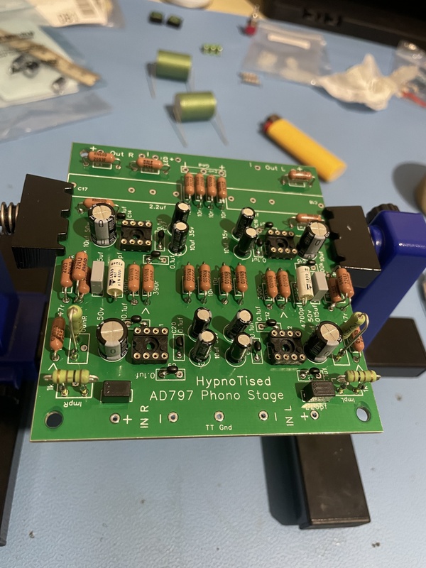 Afbeeldingslocatie: https://tweakers.net/i/LMq0rDY8I_O0_mcRW7AuV-ZFzBo=/x800/filters:strip_icc():strip_exif()/f/image/Apt8c3NyWnDnl5ZwMWI42q1G.jpg?f=fotoalbum_large