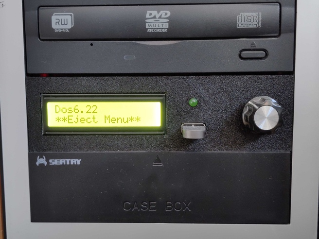 Voor oudere computers kun je gebruik maken van een Gotek in plaats van een floppydiskdrive