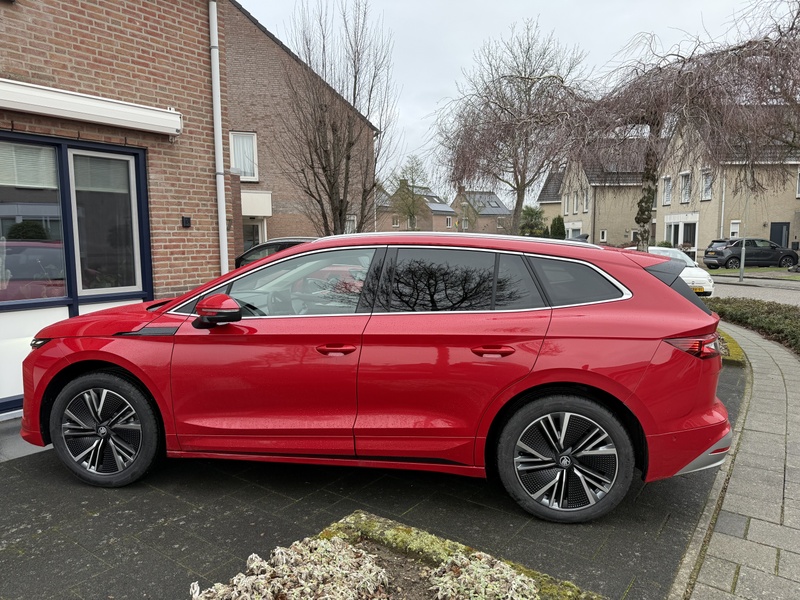 Afbeeldingslocatie: https://tweakers.net/i/LORGaPGFbuO8uf6UC3jzd9vVFKo=/800x/filters:strip_icc():strip_exif()/f/image/iLjVh8SUUS0vSbYlG4T0enil.jpg?f=fotoalbum_large