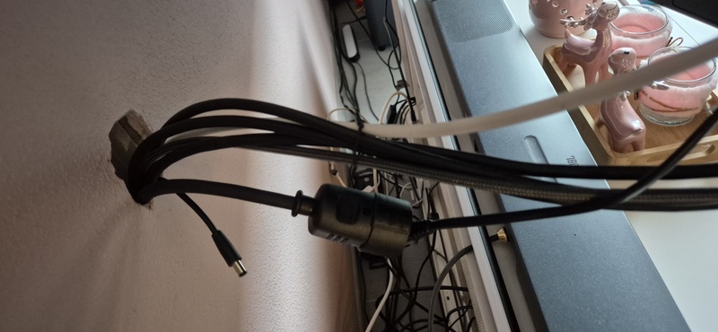 Afbeeldingslocatie: https://tweakers.net/i/LOSwQSRZGWm1KMgnt1JnROApU3M=/800x/filters:strip_icc():strip_exif()/f/image/TDCs58Nenm91ZiZzutJII0O6.jpg?f=fotoalbum_large