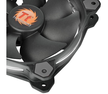 Thermaltake Riing 12