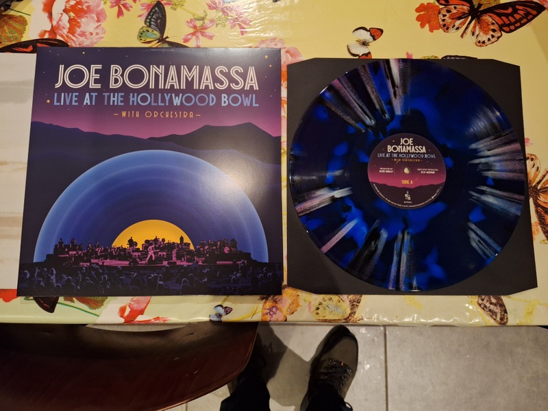 Afbeeldingslocatie: https://tweakers.net/i/LTguDpBwZ1ldAIkCnHqbk0V9CSE=/800x/filters:strip_icc():strip_exif()/f/image/6fGaP0hYDeYIZYFg3MHwndoC.jpg?f=fotoalbum_large