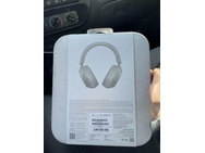 Sony WH-1000XM5-verpakking via Reddit