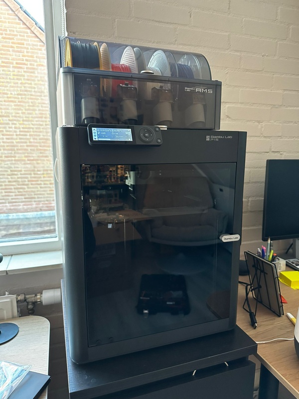 Afbeeldingslocatie: https://tweakers.net/i/LV9NUZjPnr5Ls6_JJpyt6NA3p8I=/x800/filters:strip_icc():strip_exif()/f/image/2PDBl9VIIku4Kg32ZcEa2Ft5.jpg?f=fotoalbum_large
