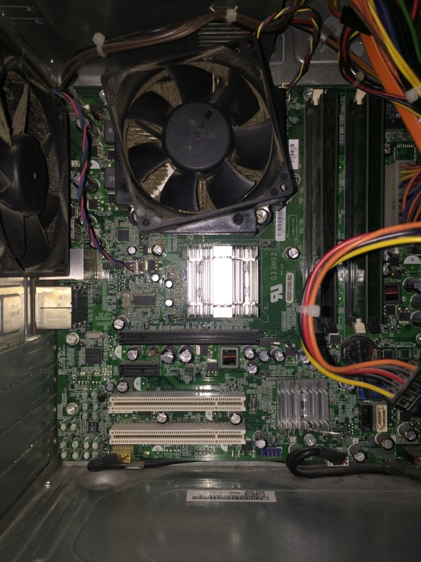 Afbeeldingslocatie: https://tweakers.net/i/LX2x2RzMTckn_iAR7Y-uN70TZJY=/x800/filters:strip_icc():strip_exif()/f/image/3cU9DhqQocyYtNdYWO1fXOg3.jpg?f=fotoalbum_large