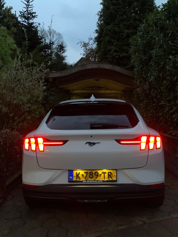 Afbeeldingslocatie: https://tweakers.net/i/LZfmmIBmzJvAy0vBXcJ4FLjTeco=/x800/filters:strip_icc():strip_exif()/f/image/WZmWDXrwnkhsQNcJHpx4Qdqj.jpg?f=fotoalbum_large