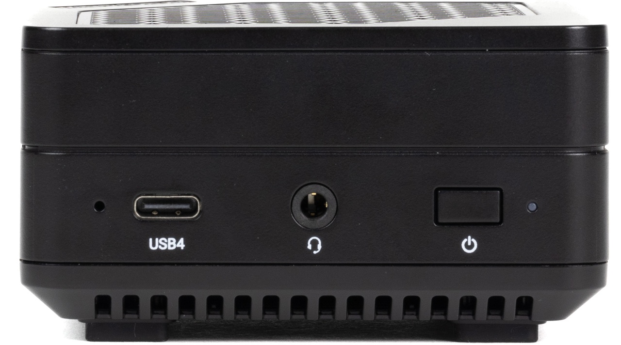 Minisforum Mercury EM780 Review - Tweakers