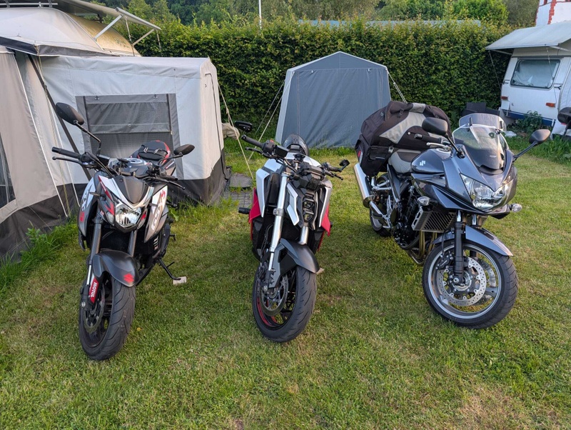 Afbeeldingslocatie: https://tweakers.net/i/LbixqVjA8DYjbSORVtZk7IYpW8Q=/800x/filters:strip_icc():strip_exif()/f/image/cpaDbZdeiQnzKXtHUY5fTlFZ.jpg?f=fotoalbum_large