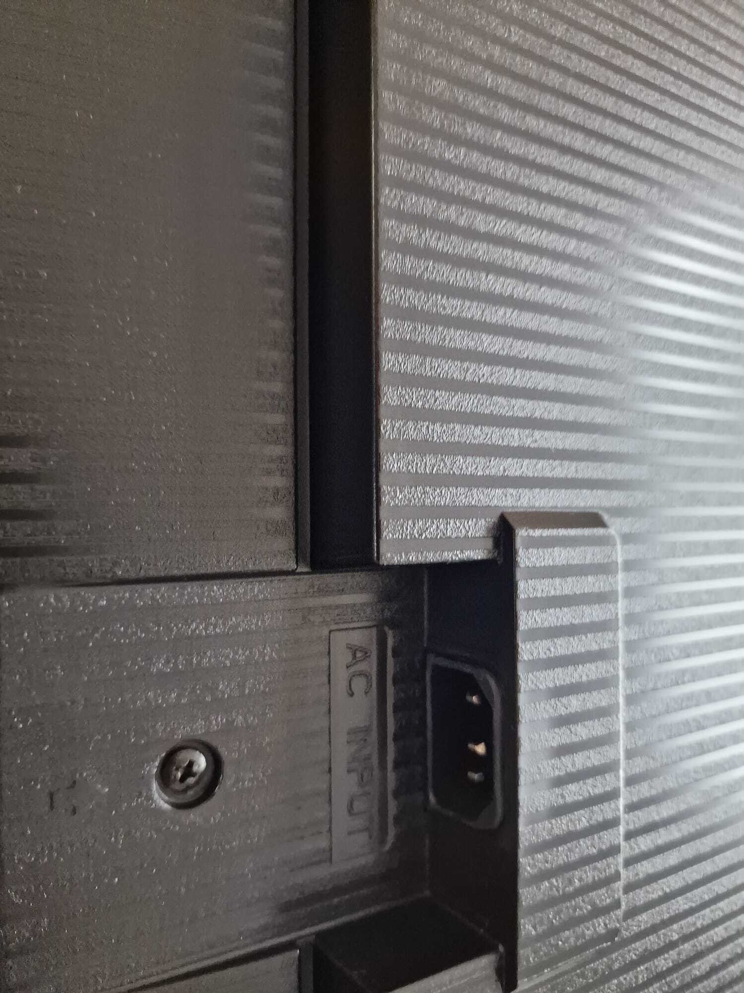 https://tweakers.net/i/LdThFSr0nfhq6XO9la3ZfQNzOjk=/m/636523/1SlGKh6gPESDgSxtiXYE1s2cOhvbWIJeb57DRdwDFAxHp84KQZ.jpeg