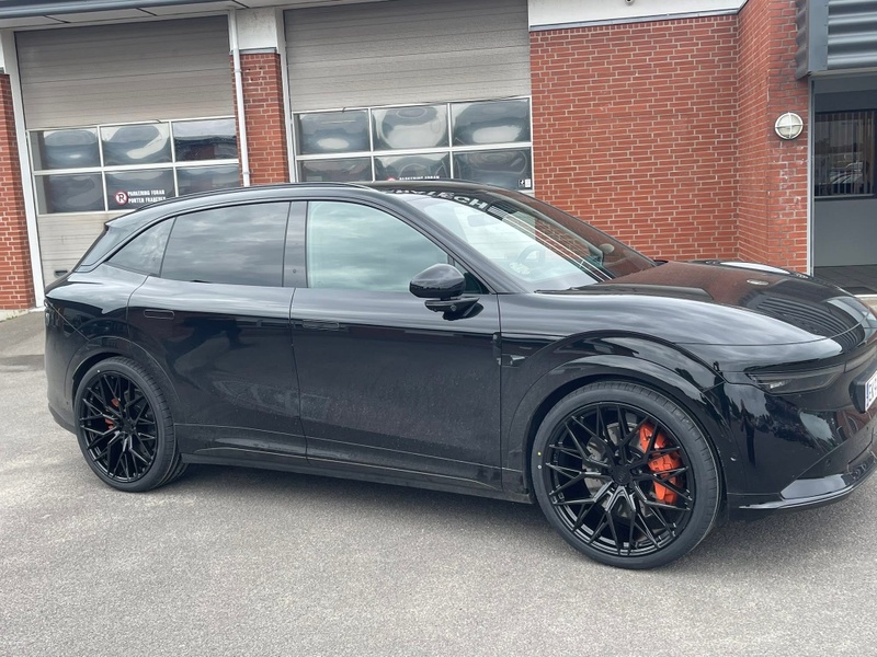 Afbeeldingslocatie: https://tweakers.net/i/LeDYYYHwwNosyb4rvekb8Jnro_U=/800x/filters:strip_icc():strip_exif()/f/image/5BLYx6MIvvDvf7mhQwYv8mP0.jpg?f=fotoalbum_large