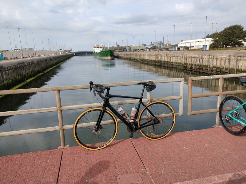 Afbeeldingslocatie: https://tweakers.net/i/LfV2gVLk8k3OHDmLZzKW7oFxFrw=/800x/filters:strip_icc():strip_exif()/f/image/wyCYeh0iUrTP2Ze6v7Tv7DzH.jpg?f=fotoalbum_large