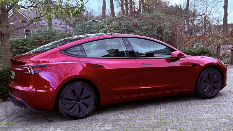 Afbeeldingslocatie: https://tweakers.net/i/LgLG6yL6jpkzjx-BzVdQwm-2PBY=/800x/filters:strip_icc():strip_exif()/f/image/U0pu7fit3BikmEwZTkwJmoDS.jpg?f=fotoalbum_large