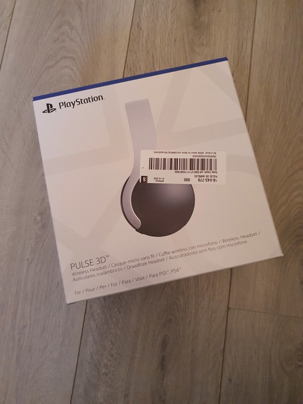 Afbeeldingslocatie: https://tweakers.net/i/Lhk3Hsx15TZklxe6z54STbKNba8=/x800/filters:strip_icc():strip_exif()/f/image/1RSIJOwsRg0xUka8ACnI5iXK.jpg?f=fotoalbum_large