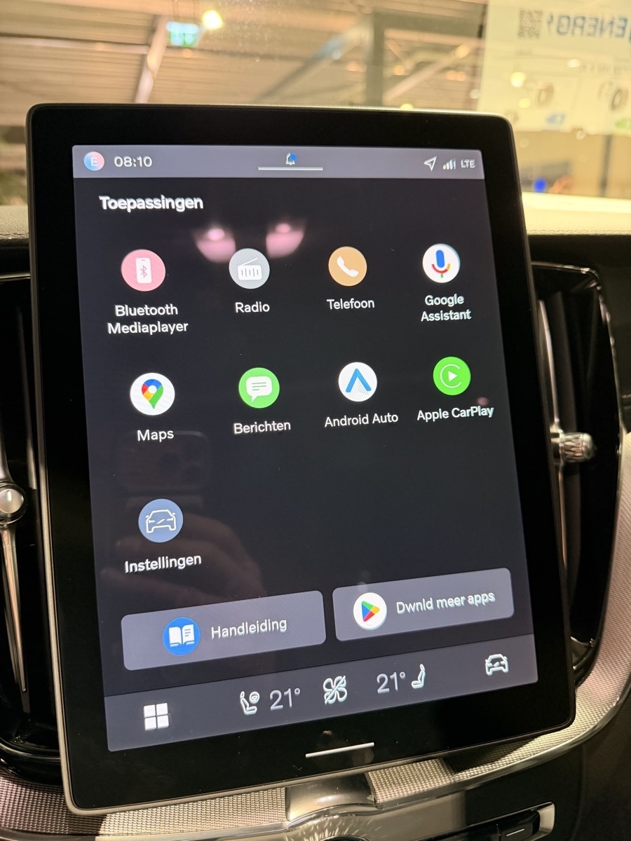 Afbeeldingslocatie: https://tweakers.net/i/LhwMZXbAVWsJCRdpfERXy94HAJI=/fit-in/4920x3264/filters:max_bytes(3145728):no_upscale():strip_icc():strip_exif()/f/image/j4I6KculIpLHsm5qvfCdmabs.jpg?f=user_large