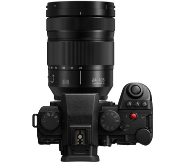 Panasonic S5 II X + 24-105 mm F/4