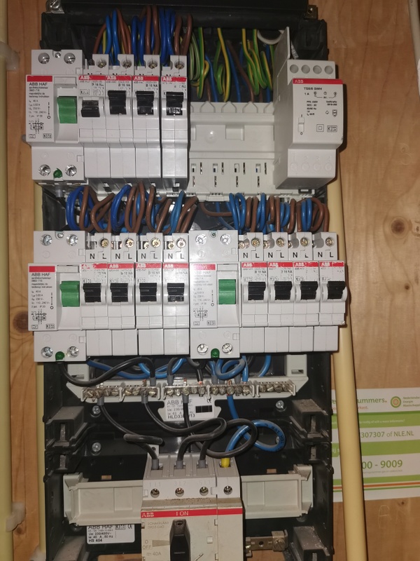 Afbeeldingslocatie: https://tweakers.net/i/LkF8mOll56L0cyiEgV1Hz5LTatw=/x800/filters:strip_icc():strip_exif()/f/image/7Rg4Am5iWvrhWH5JhhlcKplK.jpg?f=fotoalbum_large