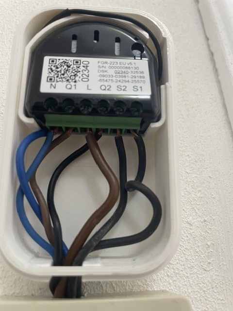 Afbeeldingslocatie: https://tweakers.net/i/Lo19r5xeHIb-6BCUw7HUSc58zDk=/fit-in/4920x3264/filters:max_bytes(3145728):no_upscale():strip_icc():strip_exif()/f/image/fwzhZKrQWc3POPMIEFdoUDIK.jpg?f=user_large