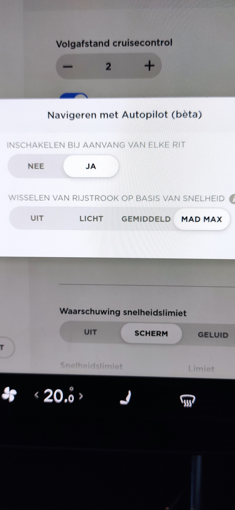 Afbeeldingslocatie: https://tweakers.net/i/Lo5n-R6rLlQ9f-3moJQJkyvfvEI=/800x/filters:strip_icc():strip_exif()/f/image/SUKFQMwxfnld9VADAds0KuzP.jpg?f=fotoalbum_large