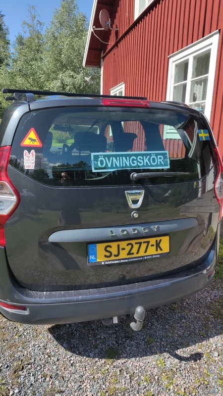 Afbeeldingslocatie: https://tweakers.net/i/LohravCSTYWBiWKo4xzvni9wjBA=/x800/filters:strip_icc():strip_exif()/f/image/3IKuEyDq96w3OFgBNvRJmrRK.jpg?f=fotoalbum_large