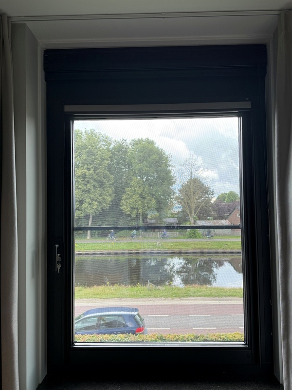 Afbeeldingslocatie: https://tweakers.net/i/LolGX3e11GlgcbS0emSl-DTFoQo=/x800/filters:strip_icc():strip_exif()/f/image/5T4MWtO7gXojBx6IW12fPHnG.jpg?f=fotoalbum_large