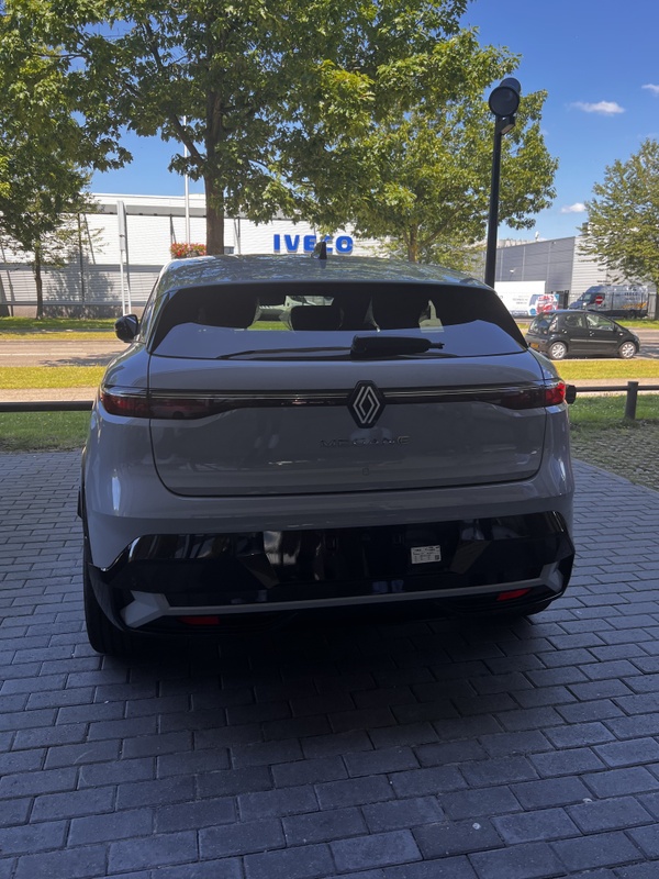Afbeeldingslocatie: https://tweakers.net/i/Lr09umo4GN5SDq--BghJ-dnRrA8=/x800/filters:strip_icc():strip_exif()/f/image/eqiNa8T7Am1vCA4RbeVjXkkI.jpg?f=fotoalbum_large