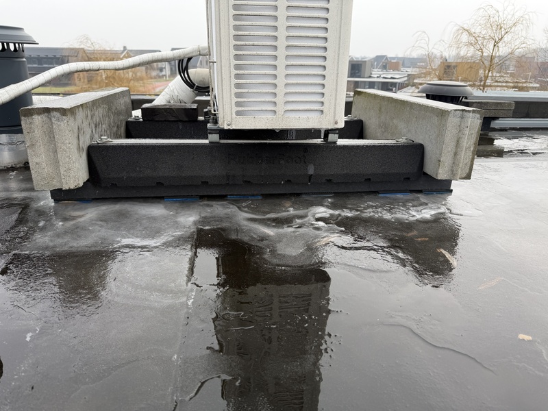 Afbeeldingslocatie: https://tweakers.net/i/Lto1tjsyHSpp6rEcFDibVayOlKY=/800x/filters:strip_icc():strip_exif()/f/image/jvPoZ62NK2imEVNQYAH2Tfcb.jpg?f=fotoalbum_large