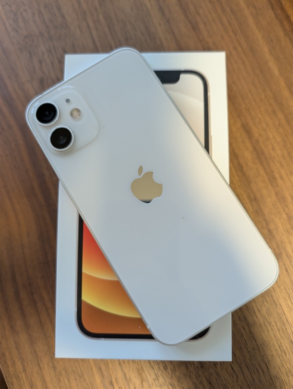 Apple iPhone 12 Mini 64GB Wit aangeboden - Vraag & Aanbod - Tweakers