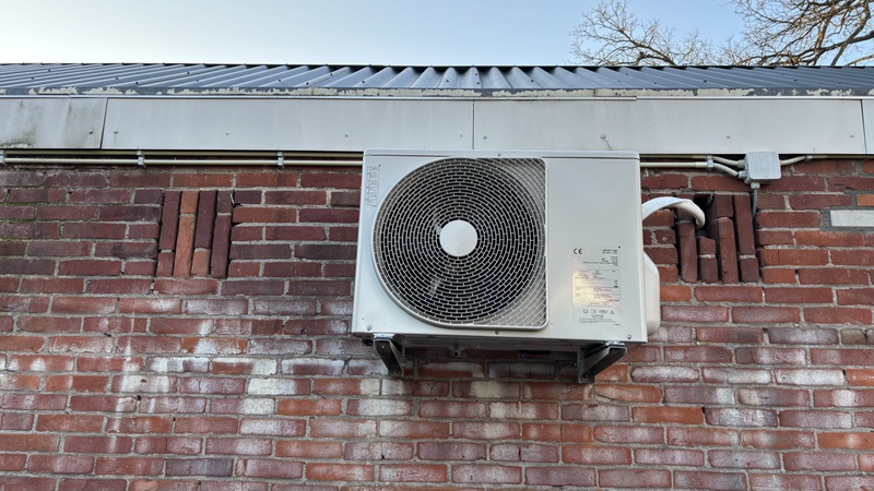 Afbeeldingslocatie: https://tweakers.net/i/LzI1meZkRJN0fSylXSfZpvS308M=/800x/filters:strip_icc():strip_exif()/f/image/sB85pDSJhIDiX8TRH6mI6Sa4.jpg?f=fotoalbum_large