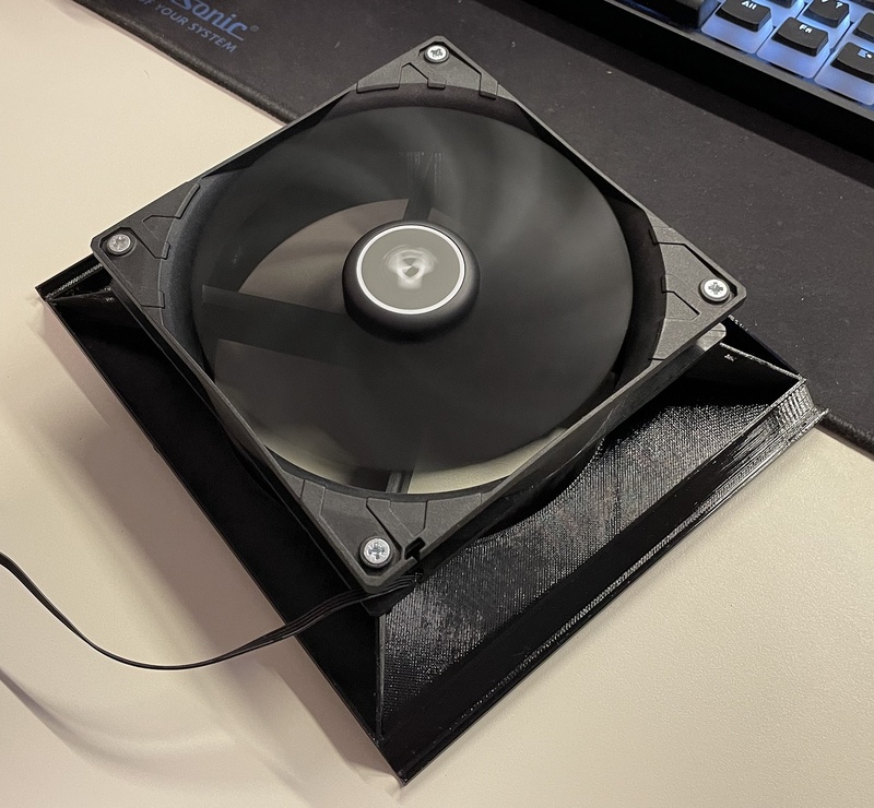 Afbeeldingslocatie: https://tweakers.net/i/LzrnRFuLZCi9kAyDFxQ3pBKvgdQ=/800x/filters:strip_icc():strip_exif()/f/image/AAsYnAHrX7PzL7nuLrkUkmsg.jpg?f=fotoalbum_large
