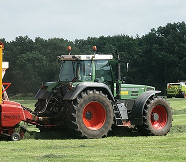 Dimage 7i review: foto Fendt opraap/silagewagen