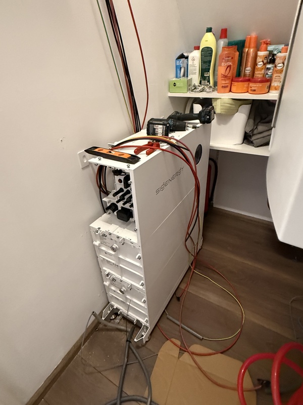 Afbeeldingslocatie: https://tweakers.net/i/M07XYFphHTAA2RyfO9jQ7NOA5Js=/x800/filters:strip_icc():strip_exif()/f/image/zZBGpOI3XeWIAuBq5u2bj4up.jpg?f=fotoalbum_large