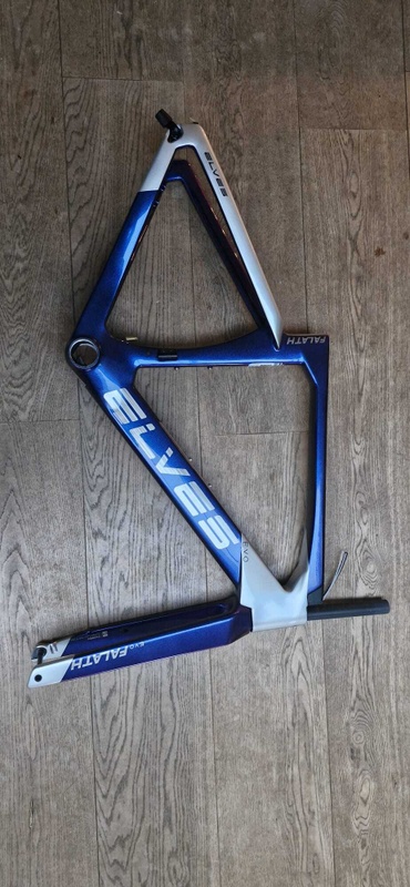 Afbeeldingslocatie: https://tweakers.net/i/M0FDp-H-HA8QsoVSCwf7yTfHW74=/x800/filters:strip_icc():strip_exif()/f/image/Mhbgy2edk2CUpRSU4m0hcfNZ.jpg?f=fotoalbum_large