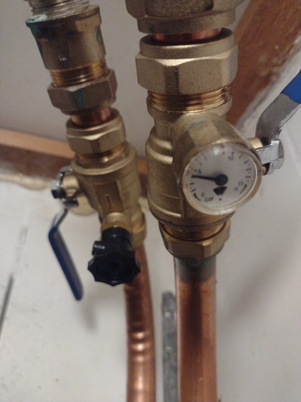 Afbeeldingslocatie: https://tweakers.net/i/M14dvvru-WnaFaZDpmfXY0uIaEE=/x800/filters:strip_icc():strip_exif()/f/image/CUUY8JQQzwU25LNtVCIVNpQL.jpg?f=fotoalbum_large