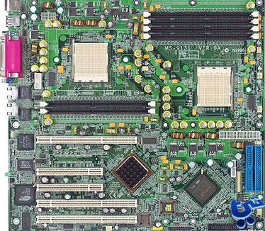 MSI K8D Master dual Opteron moederbord (groot)