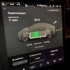 Afbeeldingslocatie: https://tweakers.net/i/M3heVKuD_hT07A5H4Msu4HRJpIc=/232x232/filters:strip_icc():strip_exif()/f/image/BFKuS1ucYbIhKH9gazgKL88X.jpg?f=fotoalbum_tile