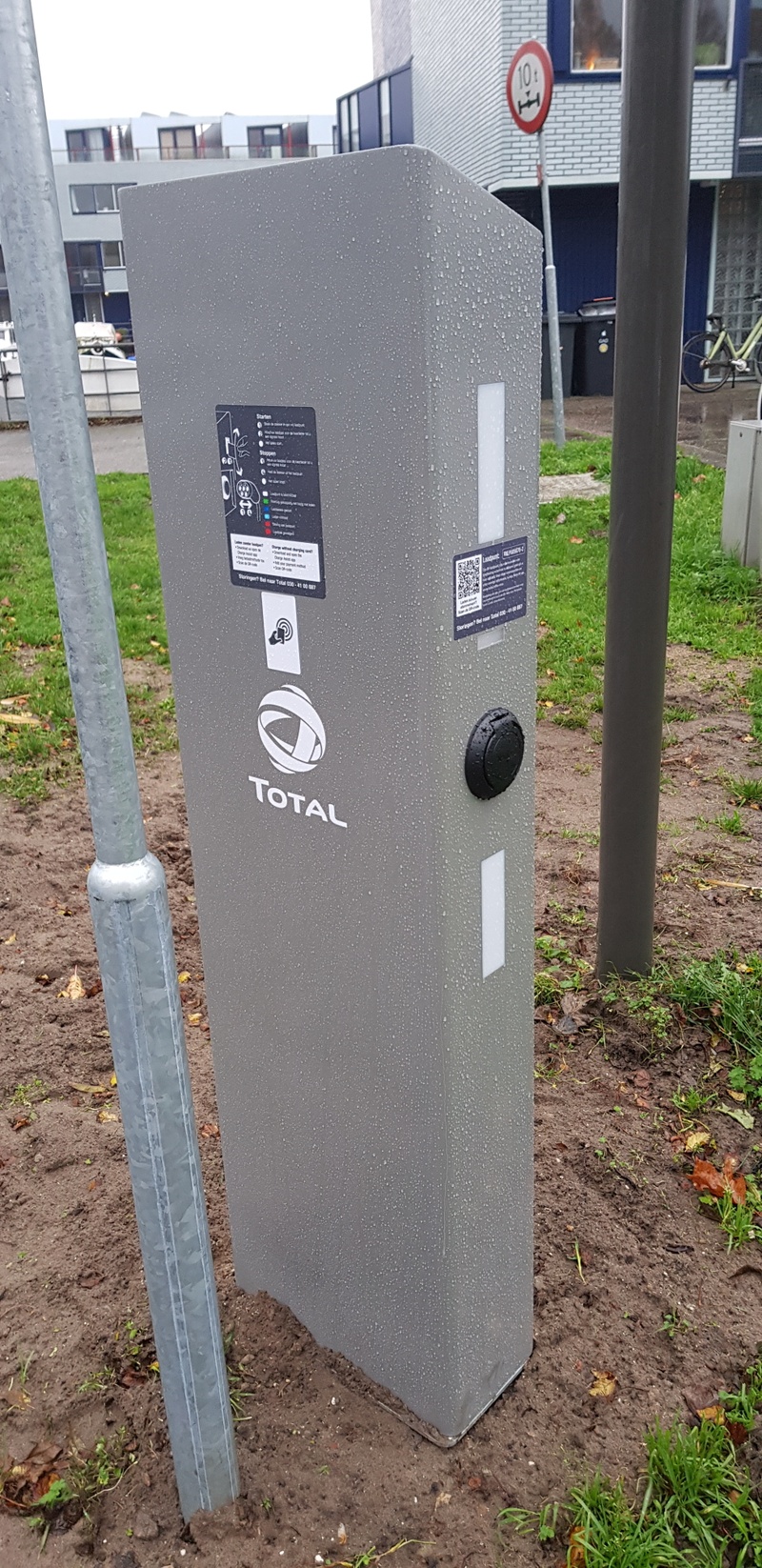 Afbeeldingslocatie: https://tweakers.net/i/M47al25gPMwIDRXsB-mPaH2ljO8=/800x/filters:strip_icc():strip_exif()/f/image/Ac3JG4VxSvw6MjGcE1f2pjUd.jpg?f=fotoalbum_large