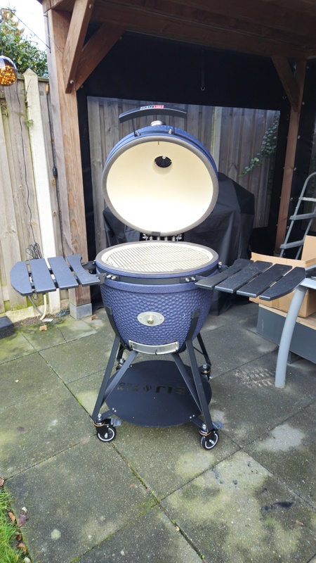 Afbeeldingslocatie: https://tweakers.net/i/M4PPwvWDmTC15LWWCVHTF_CTLns=/x800/filters:strip_icc():strip_exif()/f/image/81EVIHJSMffI22y1G7hKTaeA.jpg?f=fotoalbum_large