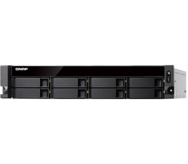 QNAP TS-877XU-RP (Ryzen 3 1200, 4GB ram)