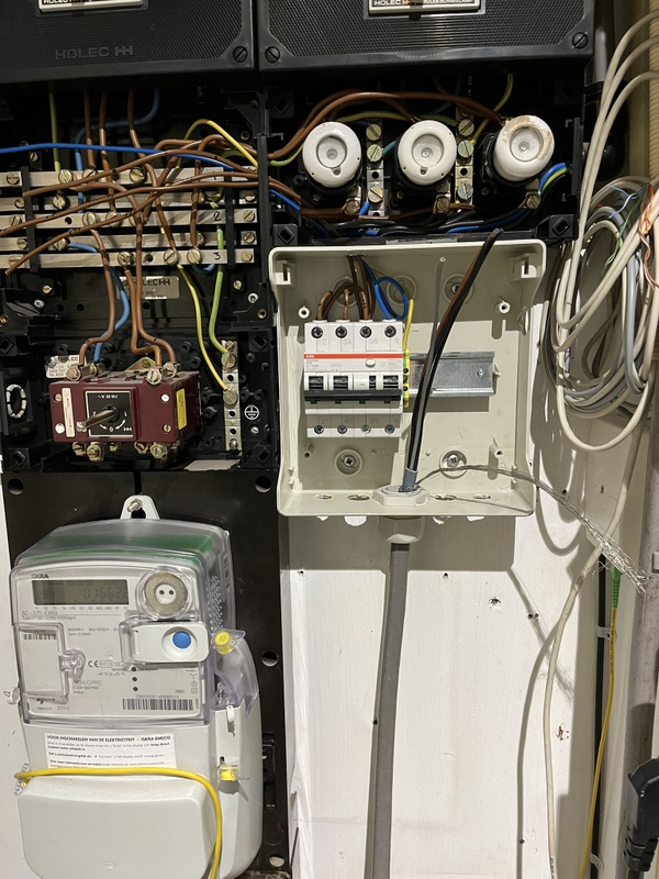 Afbeeldingslocatie: https://tweakers.net/i/M9KEp2lerRmKZrPNKRzhBzt5-Ks=/x800/filters:strip_icc():strip_exif()/f/image/ByarCFSGBTeMsGJWlsYL5sXs.jpg?f=fotoalbum_large