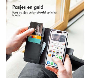 Accezz Wallet Softcase Bookcase Motorola Edge 30 Fusion - Zwart