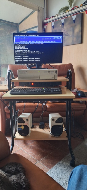 Afbeeldingslocatie: https://tweakers.net/i/MCE_Qg6ItX_VV7uxdo4o2GH0ZcM=/x800/filters:strip_icc():strip_exif()/f/image/h1IVlQGOg47x9xzBiXURxbfn.jpg?f=fotoalbum_large
