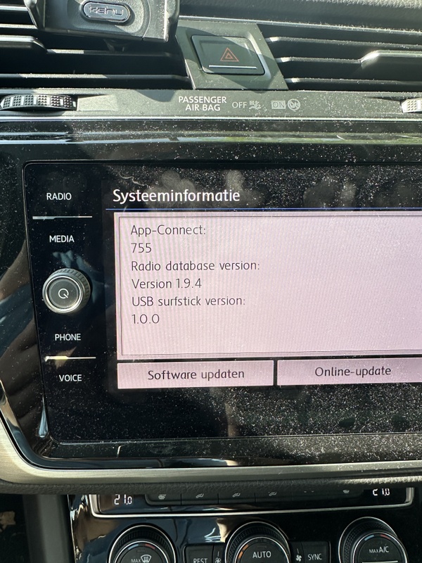 Afbeeldingslocatie: https://tweakers.net/i/MCht5Xw4qLMNjJAhzkoRBVbF5Vo=/x800/filters:strip_icc():strip_exif()/f/image/UVi1ya0UdVZdme84HTZ2lohh.jpg?f=fotoalbum_large