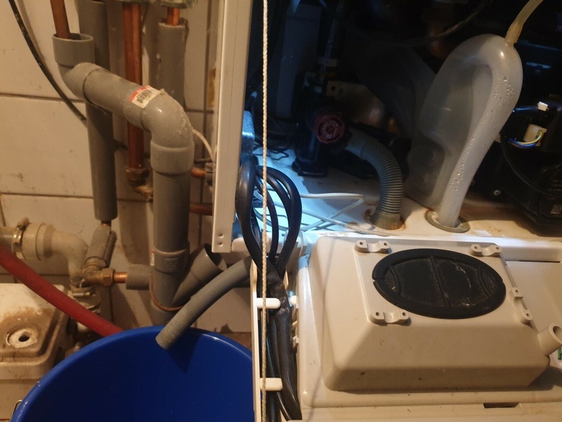 Afbeeldingslocatie: https://tweakers.net/i/MErtAeYfaArQbTKA6MP6dOaWrUw=/800x/filters:strip_icc():strip_exif()/f/image/m5bpbQMjNpgy83H0GfOjR5Z9.jpg?f=fotoalbum_large