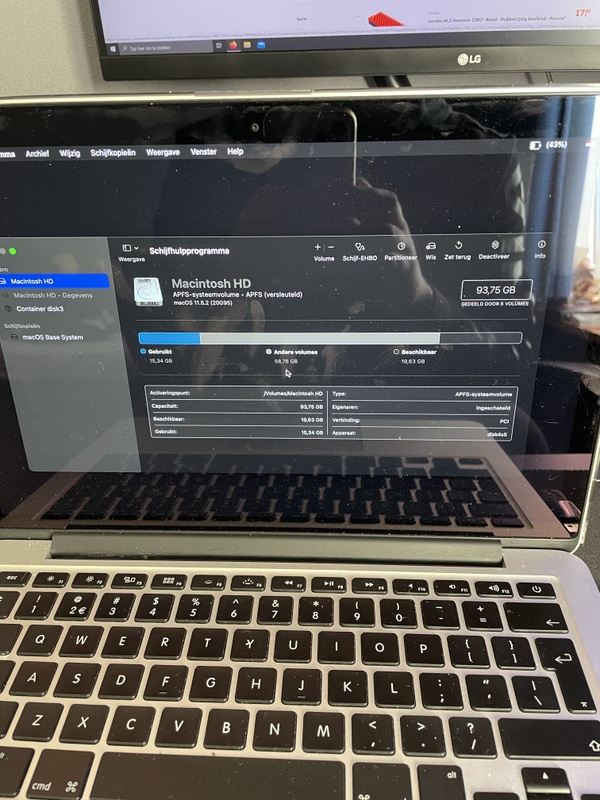 Afbeeldingslocatie: https://tweakers.net/i/MHoWQFjMMmRPakW56NMwdIwjROQ=/x800/filters:strip_icc():strip_exif()/f/image/v2QsgeIPDcQpKdO6VMGmRf2C.jpg?f=fotoalbum_large