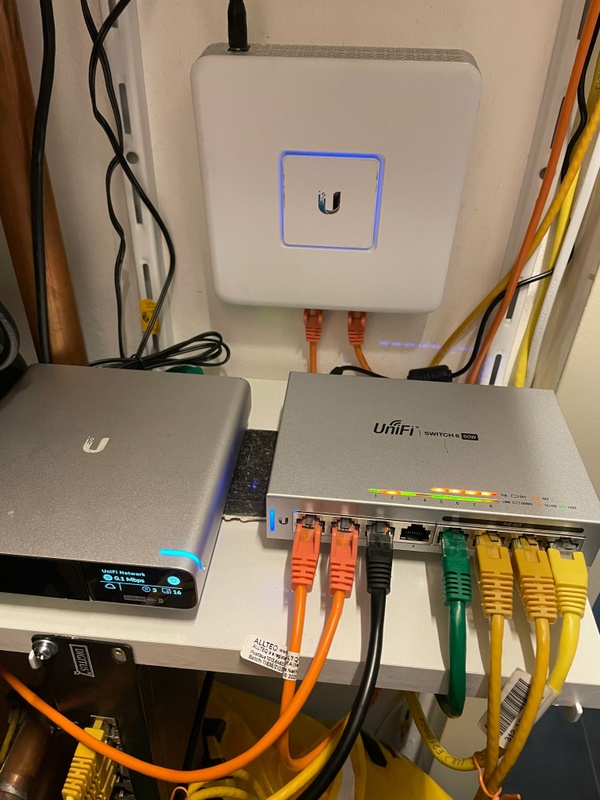 Afbeeldingslocatie: https://tweakers.net/i/MJ5lbrR2x796mJXZrrGXYmkNIB8=/x800/filters:strip_icc():strip_exif()/f/image/P2jEiVQTaayvspckfgyglGlP.jpg?f=fotoalbum_large