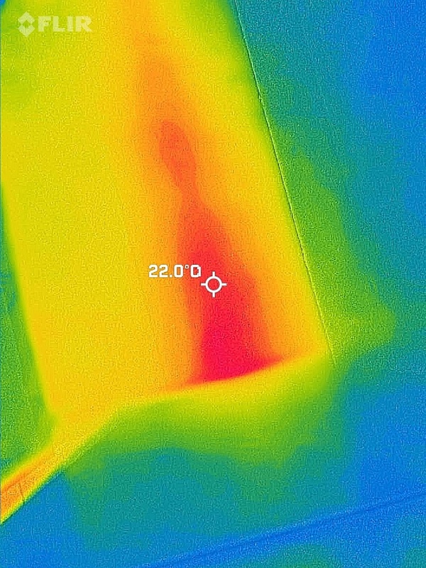 Afbeeldingslocatie: https://tweakers.net/i/MKBzDCgZGEnScbX-IJB_EANIGxI=/x800/filters:strip_icc():strip_exif()/f/image/Xc8PEQLZyEN44uLHa6YzvHQa.jpg?f=fotoalbum_large